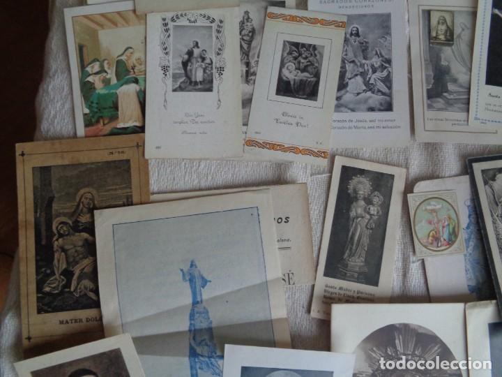 Postales: aprox 40 estampas religiosas variadas - Foto 2