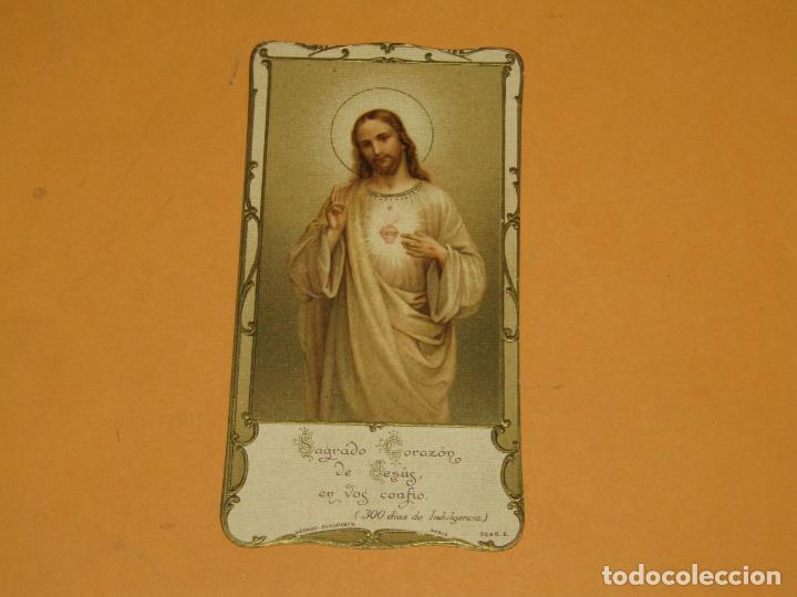 Postales: Antigua Estampa Modernista Litografiada, Troquelada y Dorada SAGRADO CORAZ&Oacute;N DE JES&Uacute;S - A&ntilde;o 1913