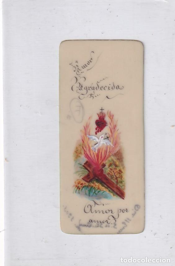 Postales: Preciosa estampa en celuloide o similar pintada Sagrado Coraz&oacute;n de Jes&uacute;s esp&iacute;ritu santo.