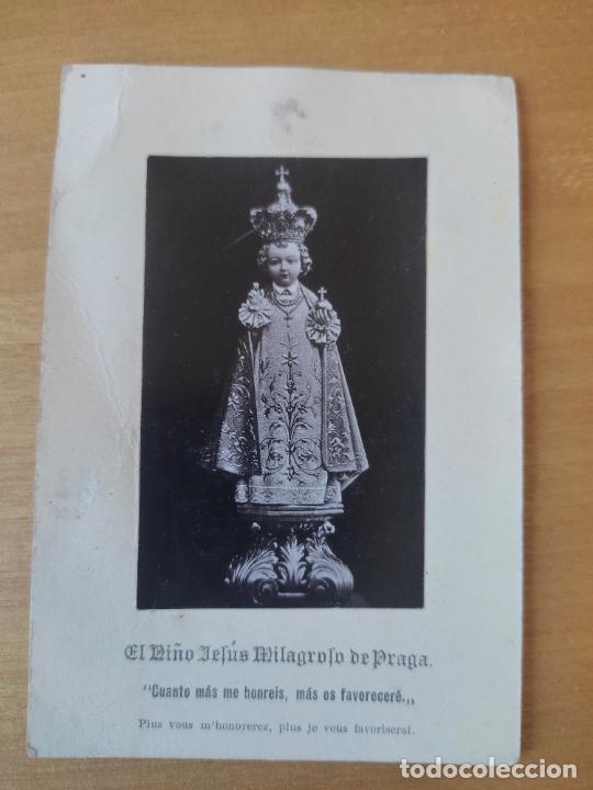 Postales: NI&Ntilde;O JESUS MILAGROSO PRAGA ESTAMPA ANTIGUA PAPEL R&Iacute;GIDO BONITA IMAGEN 11 X 7,5 CM