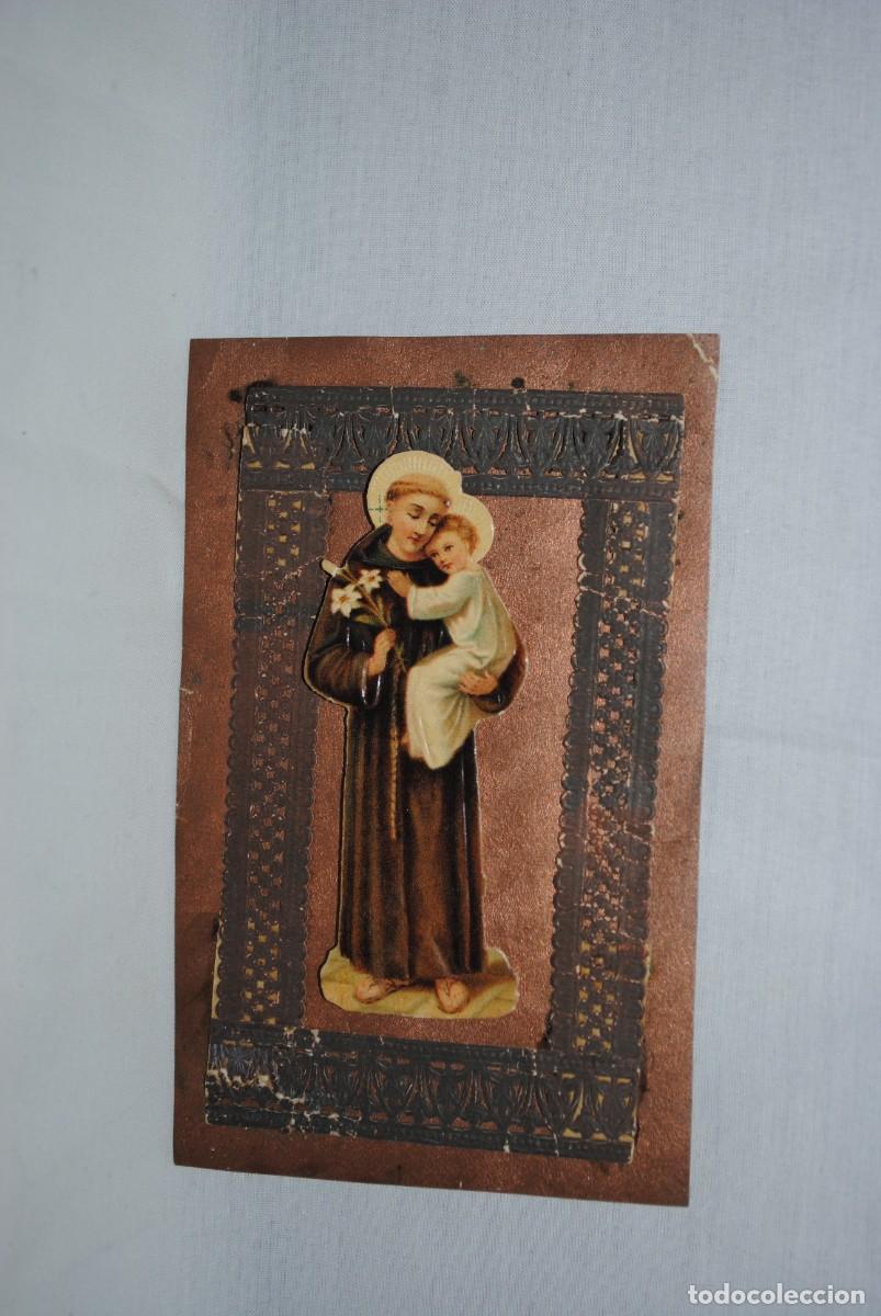 Postales: SAN ANTONIO Y EL NI&Ntilde;O JESUS , EN RELIEVE .