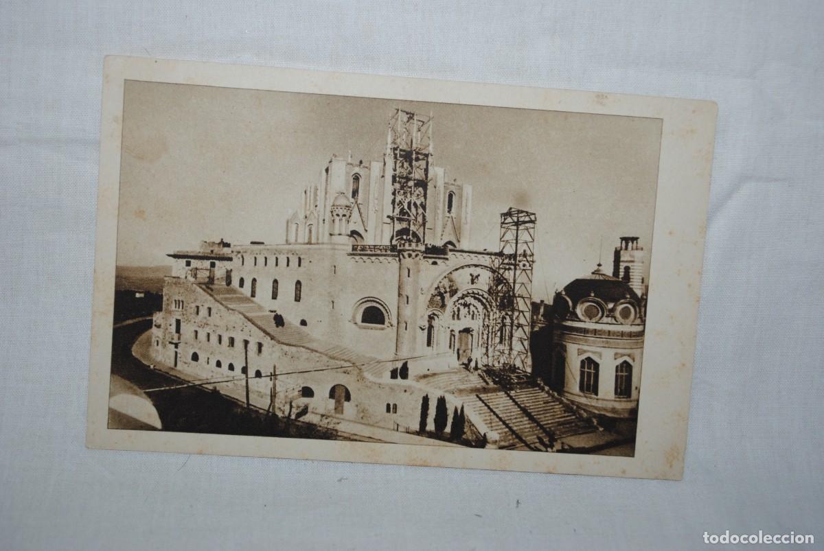 Postales: TEMPLO NACIONAL EXPIATORIO DEL SAGRADO CORAZON .