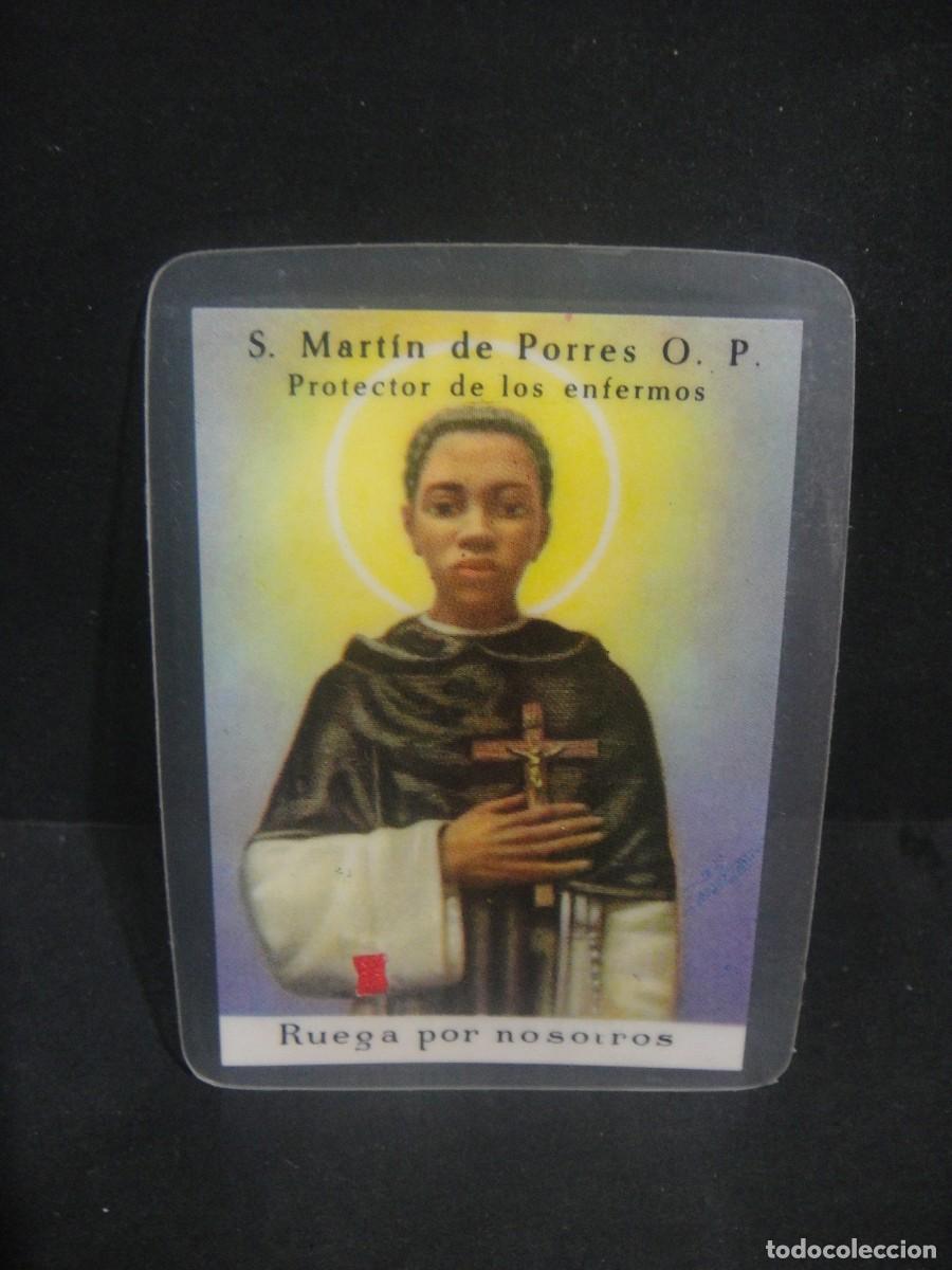 Postales: estampa san mart&igrave;n de porres , con reliquia , plastificada