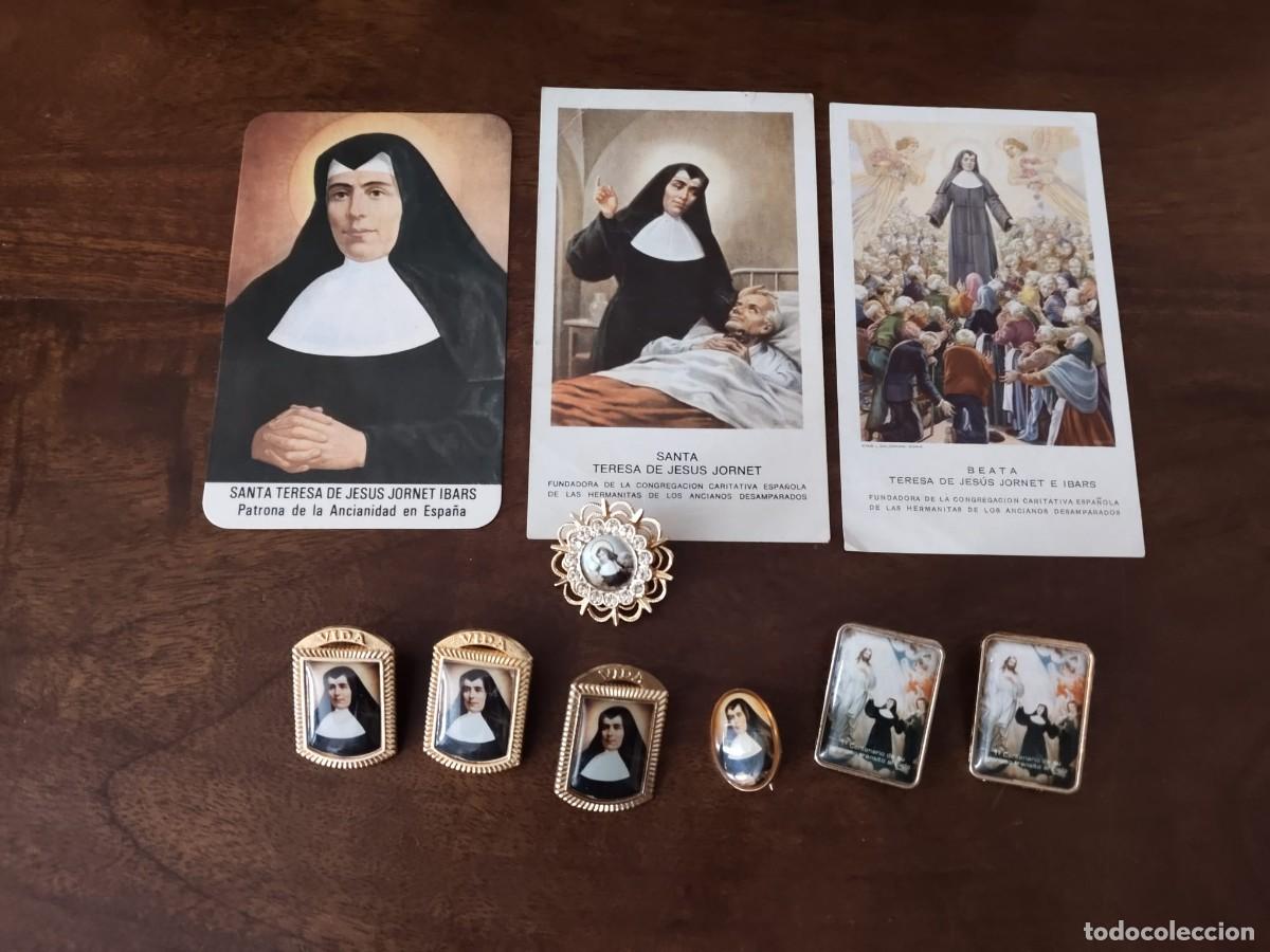 Postales: 3 Recordatorios y 7 insignias de Santa Teresa de Jes&uacute;s Jornet Ibars. Patrona de la Ancianidad Espa&ntilde;.