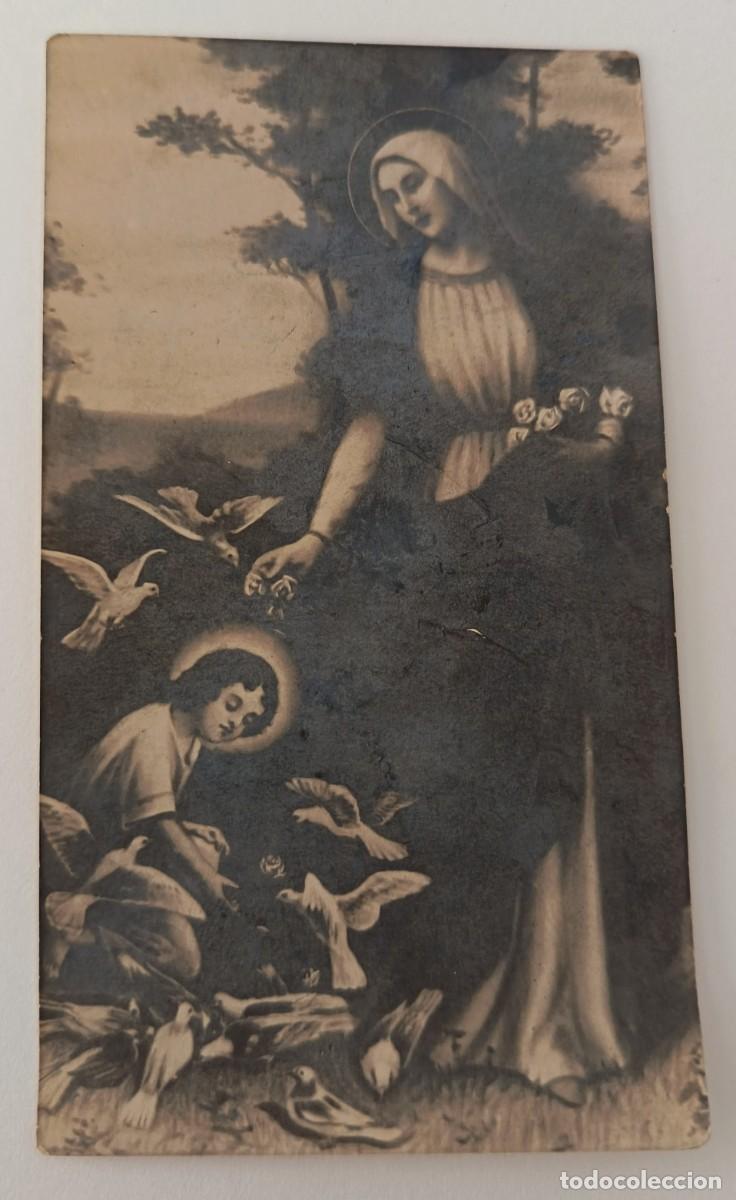 Postales: Estampa religiosa. Sepia y negro la virgen y el ni&ntilde;o Jesus dando a comer a las palomas. A&ntilde;o 1951.