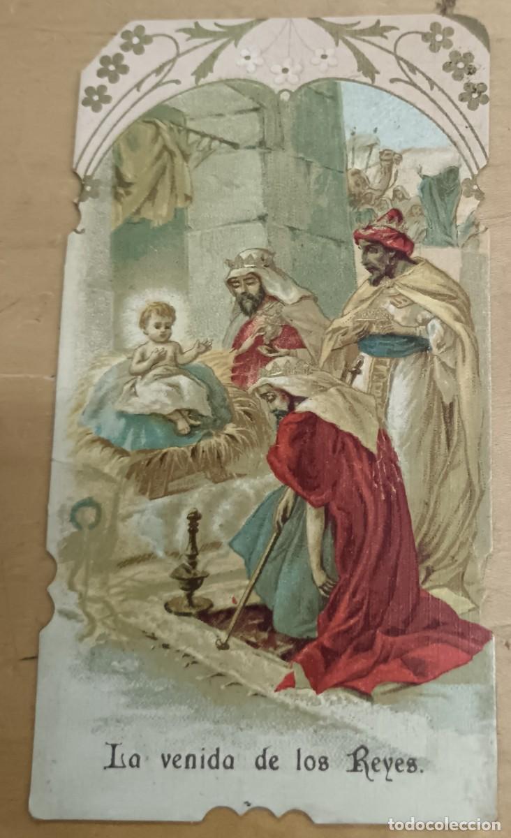 Postales: ESTAMPA RELIGIOSA TROQUELADA ENTELADA LA VENIDA DE LOS REYES 11X6 CM.