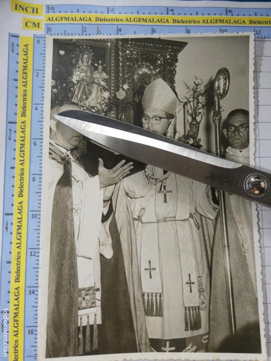 Postales: FOTO FOTOGRAF&Iacute;A RELIGIOSA. A&Ntilde;OS 50. OBISPO EMILIO BENAVENT ESCU&Iacute;N. FOTOGRAFO MELOY. 275