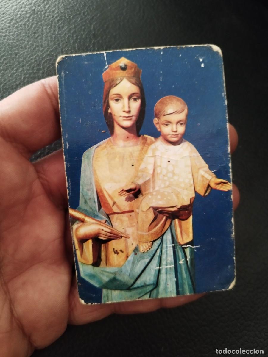 Postales: Antiguo calendario de bolsillo, religioso Mar&iacute;a Auxiliadora con el ni&ntilde;o Jes&uacute;s en brazos. 1968