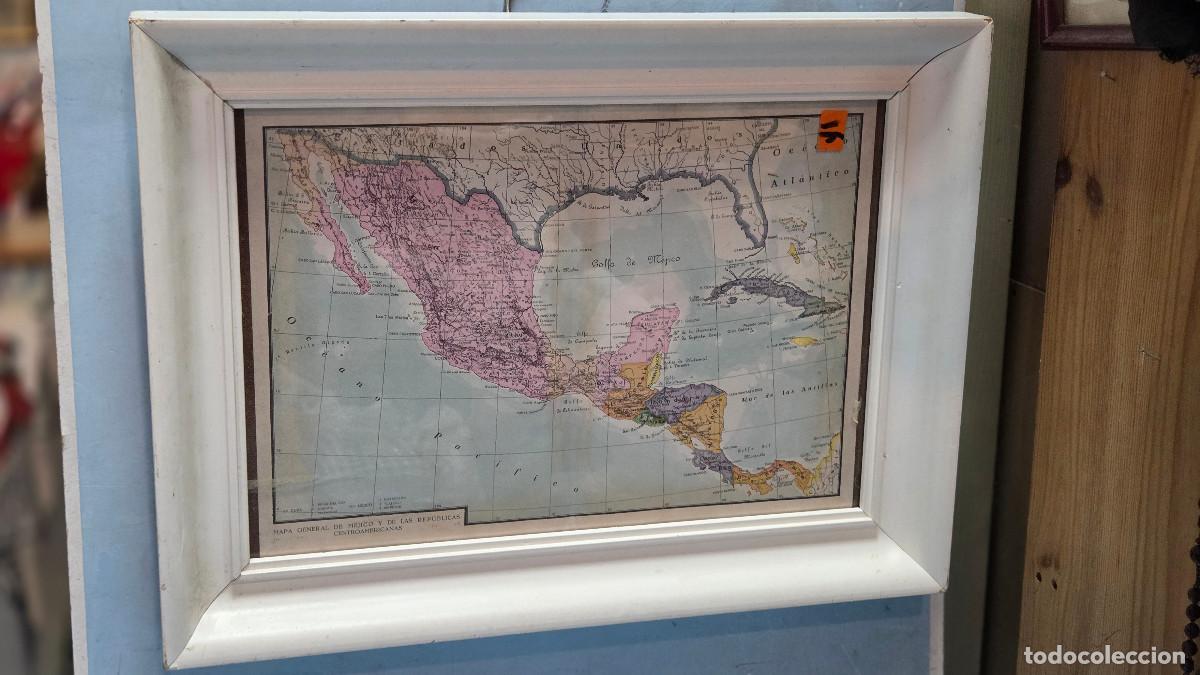 Postales: cuadro con mapa antiguo