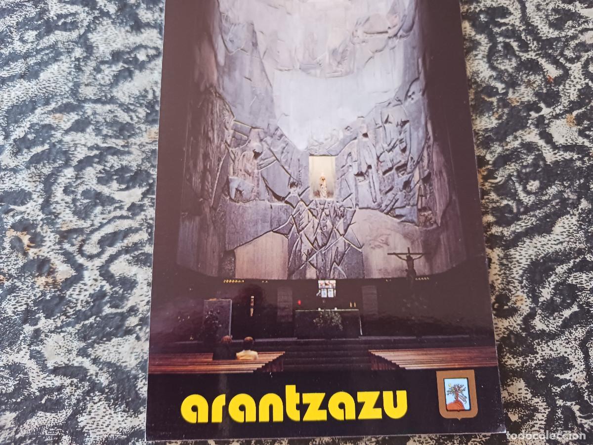 Postales: 10 ARANTZAZU, ALTAREA ETA ERRETAULA, ARANTZAZU. ALTAR Y ABSIDE, ED. ESCUDO