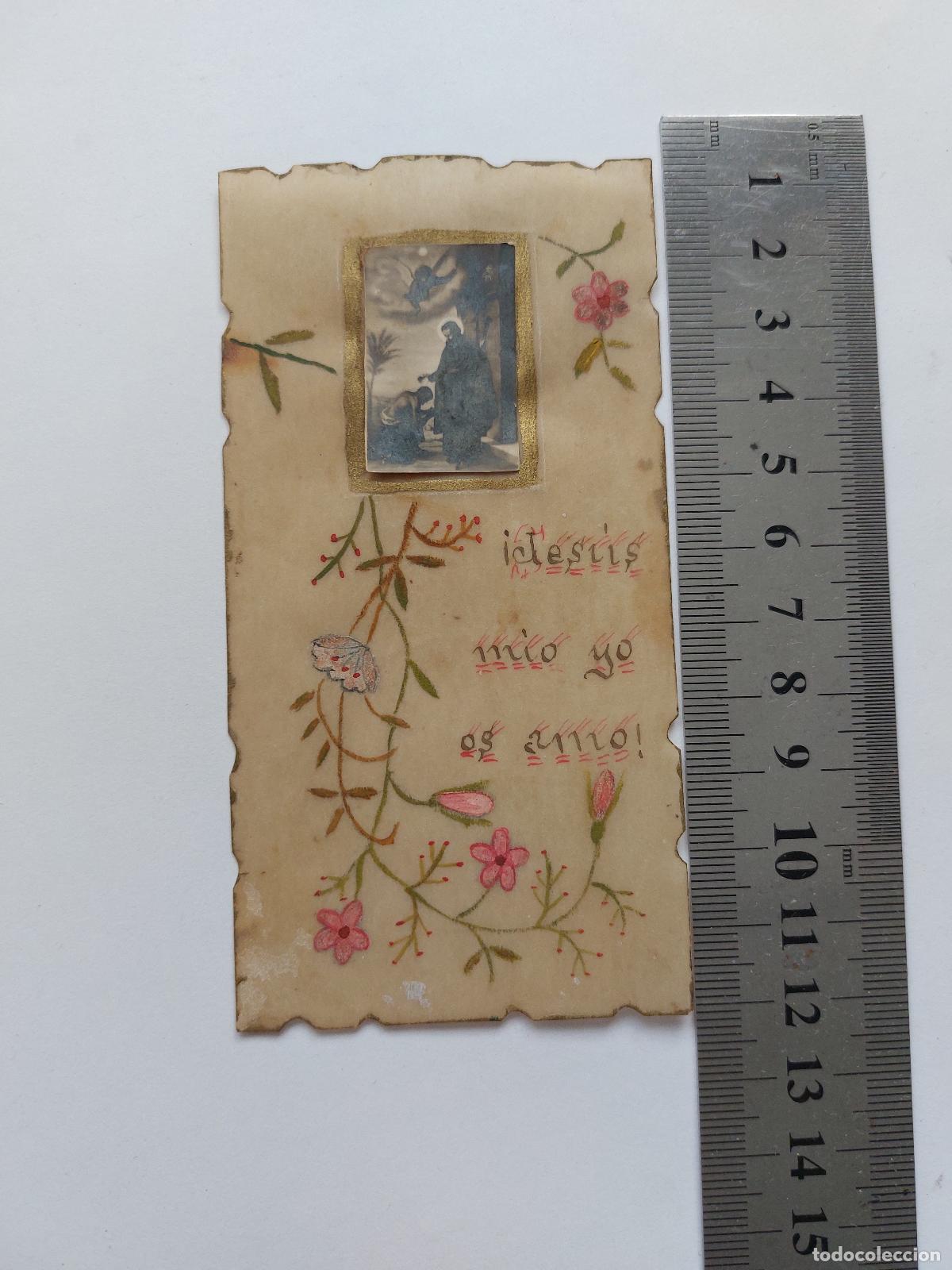 Postales: Estampa Religiosa con Decoraci&oacute;n Floral y Frase Devocional