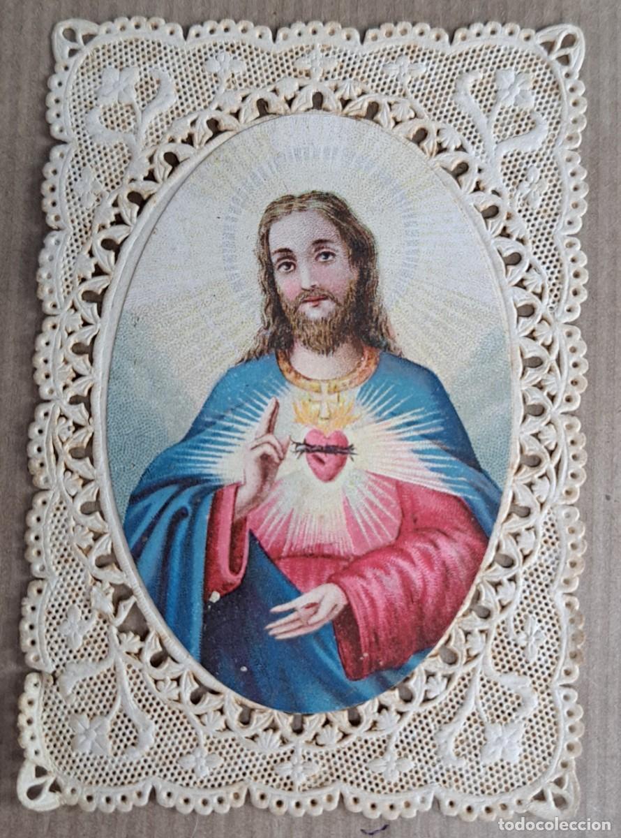 Postales: Antigua estampa del Sagrado Coraz&oacute;n de Jes&uacute;s, calada en papel
