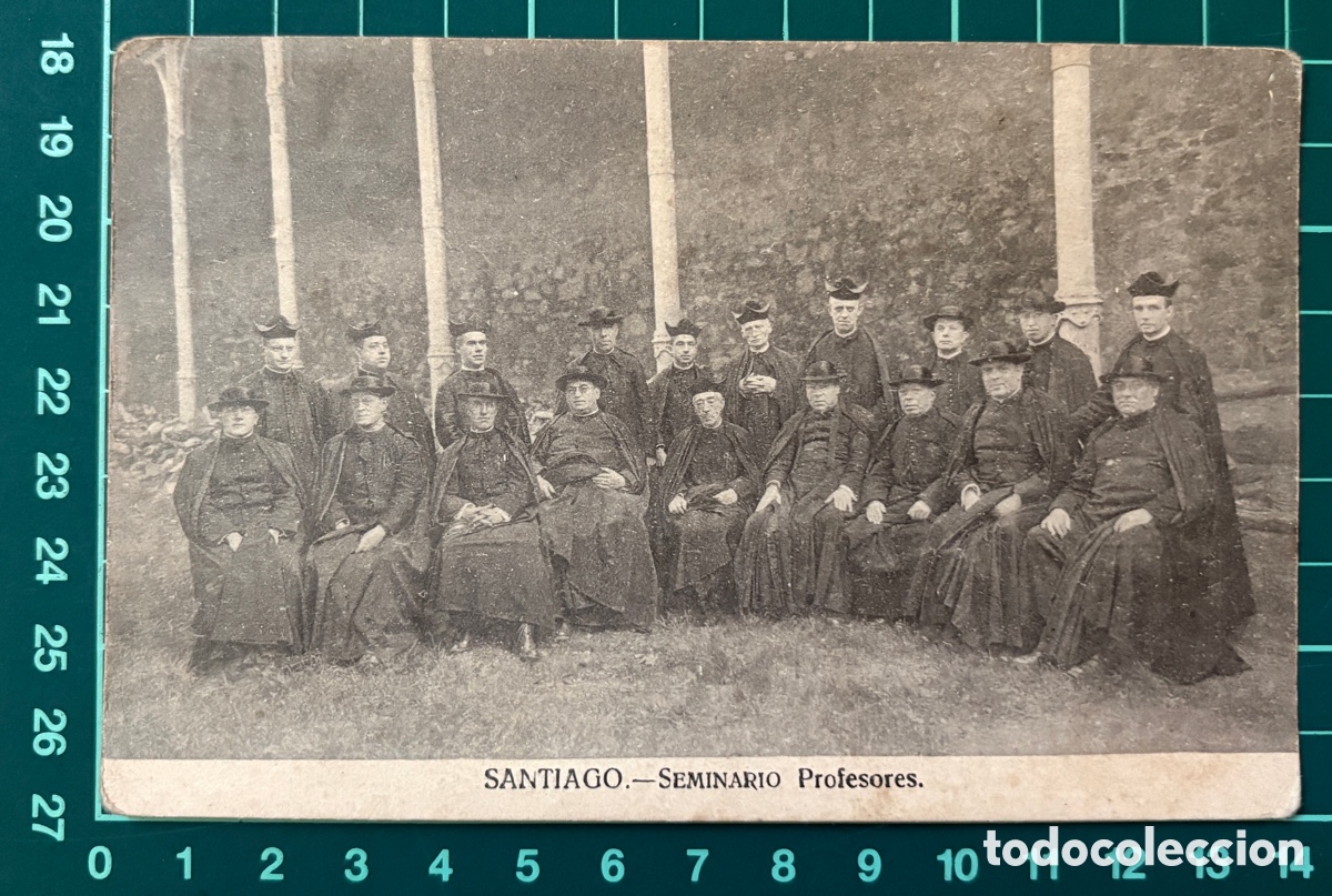 Postales: F009-Postal antigua - Santiago de Compostela, Profesores del Seminario (c. 1910-1920)