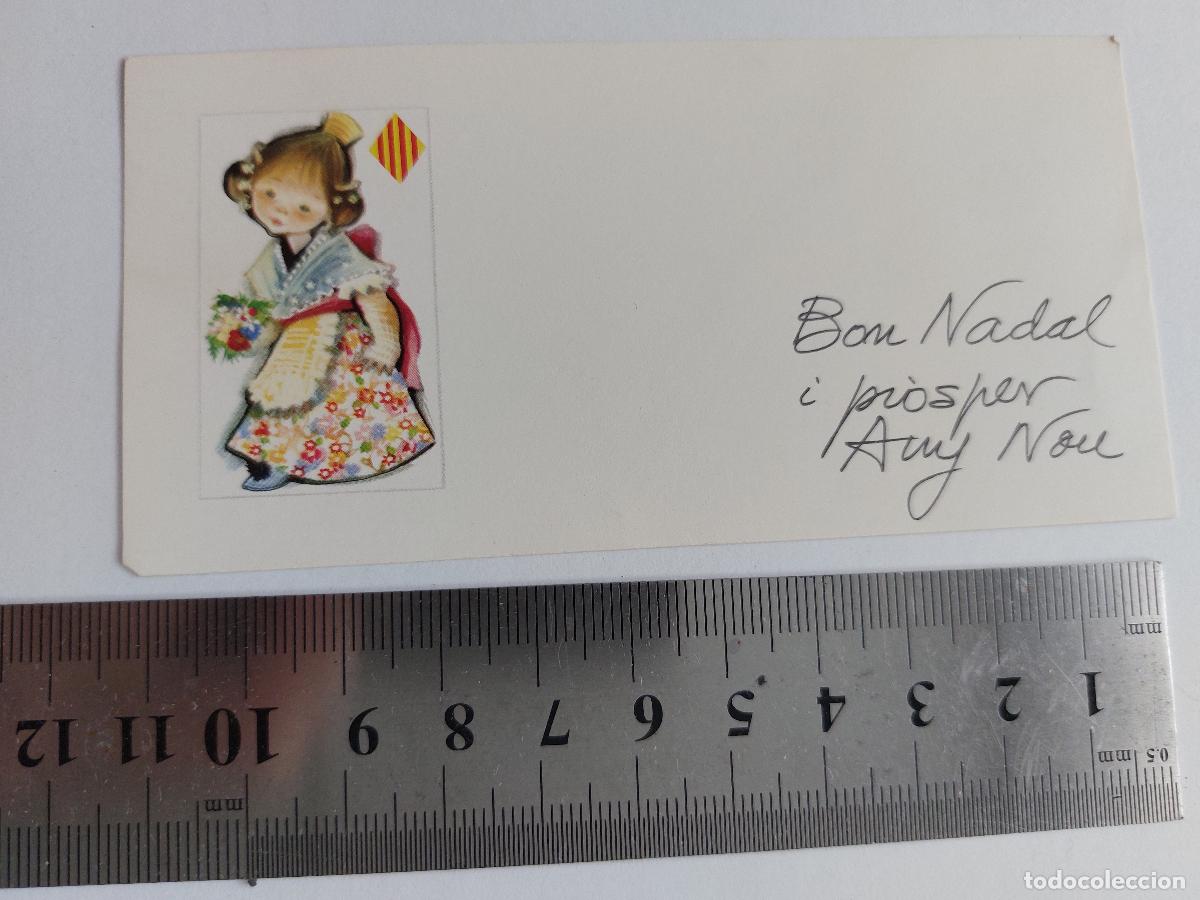Postales: Estampa navide&ntilde;a con ilustraci&oacute;n de ni&ntilde;a con traje tradicional catal&aacute;n
