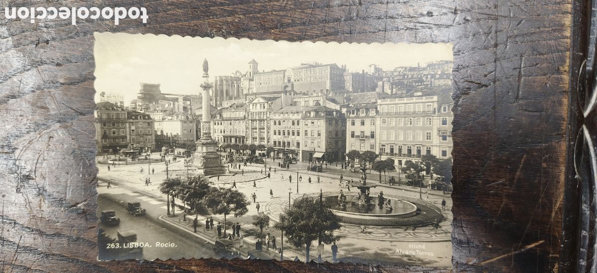 Postales: Postal antigua Lisboa 1953- Plaza del Rossio -Circulada a La Coru&ntilde;a, Sello Portugal 1,50 Esc. F&aacute;tima