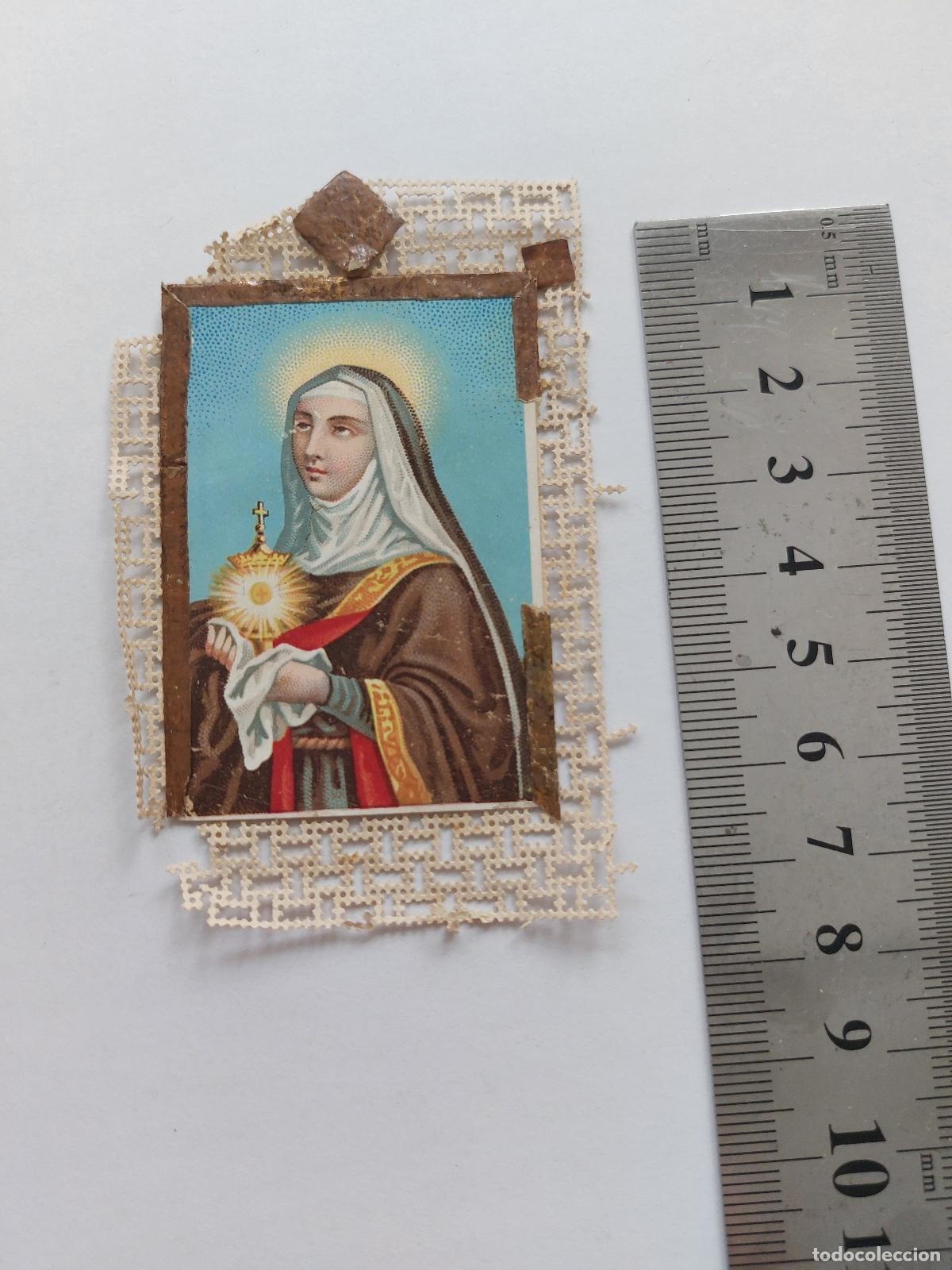 Cartoline: Estampa religiosa de Santa Clara de As&iacute;s con detalle de encaje de papel