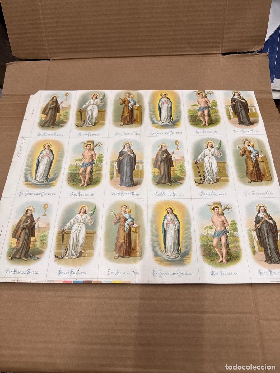Postales: Antigua lamina con varios recordatorios o estampas religiosos o santos. A&ntilde;os 40. Sin cortar