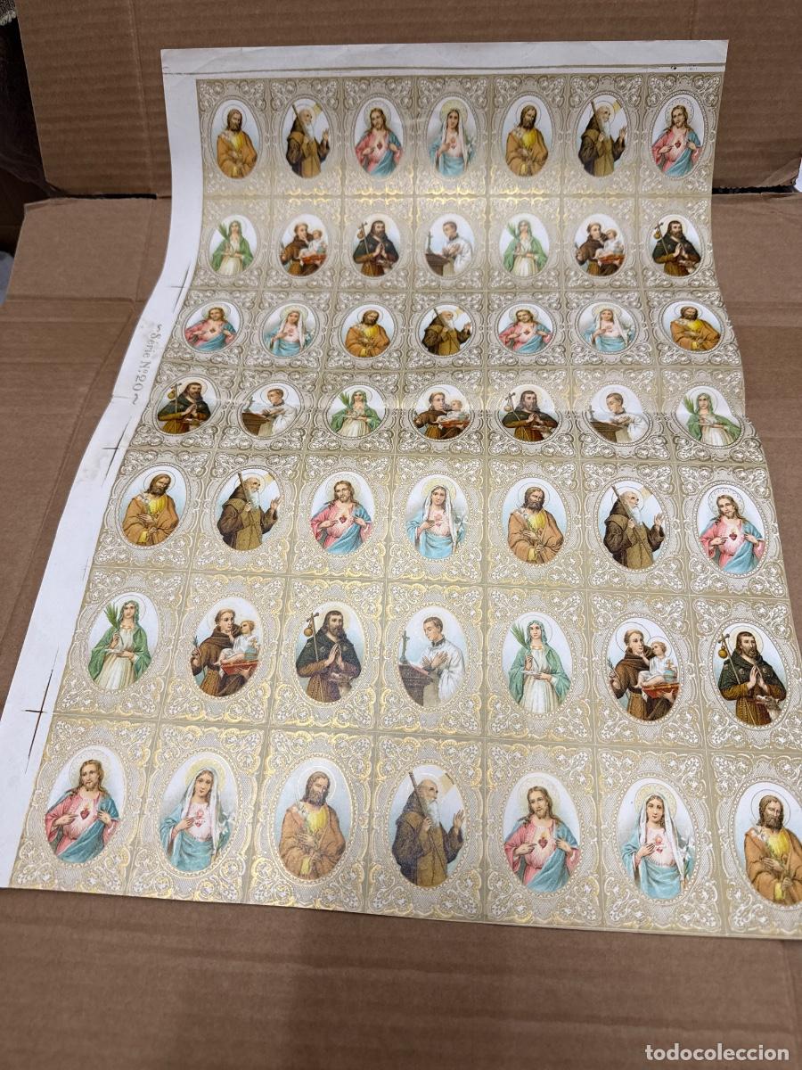 Postales: Antigua lamina con varios recordatorios o estampas religiosos o santos. A&ntilde;os 40. Sin cortar