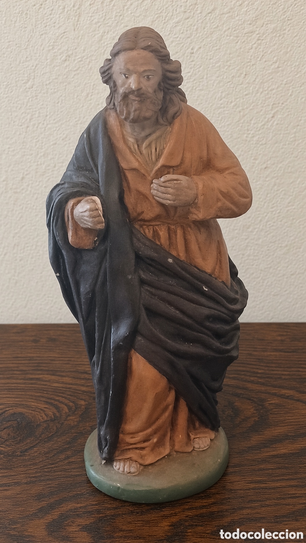 Postales: Antigua figura religiosa.Representa a una figura con t&uacute;nica y barba