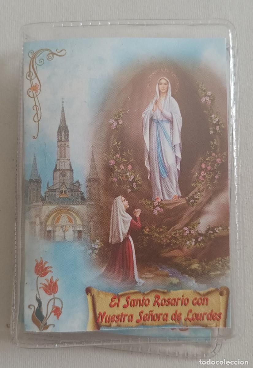 Postales: EL SANTO ROSARIO CON NUESTRA SE&Ntilde;ORA DE LOURDES - CARTERITA CON ESTAMPA, LIBRITO Y ROSARIO