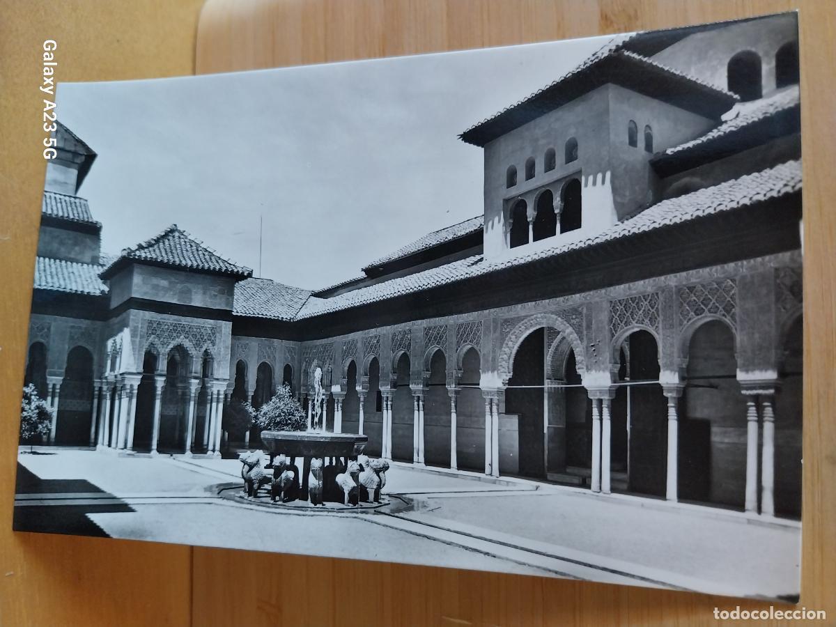 Cartes Postales: GRANADA ALHAMBRA PATIO DE LOS LEONES ED ZERKOWITZ 11055 SC ORIGINAL