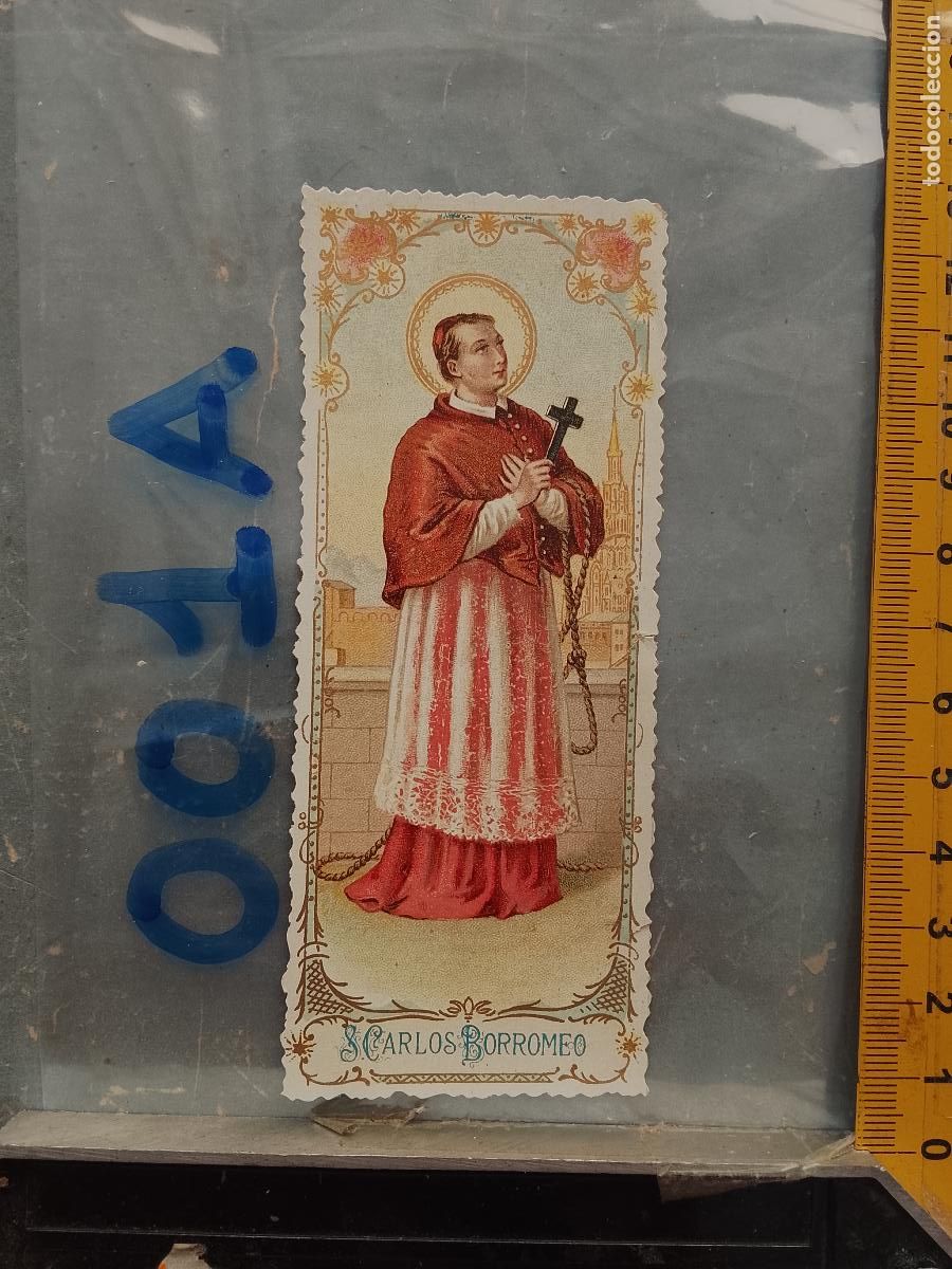 Postales: ANTIGUA ESTAMPA TROQUELADA RELIGIOSA CROOMOLITOGRAFICA MODERNISTA SANTORAL - SAN CARLOS BORROMEO
