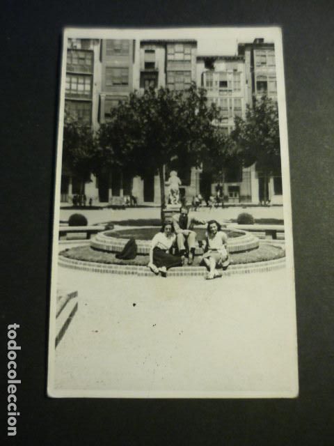Postales: LOGRO&Ntilde;O LA RIOJA GRUPO EN PLAZA POSTAL FOTOGRAFICA