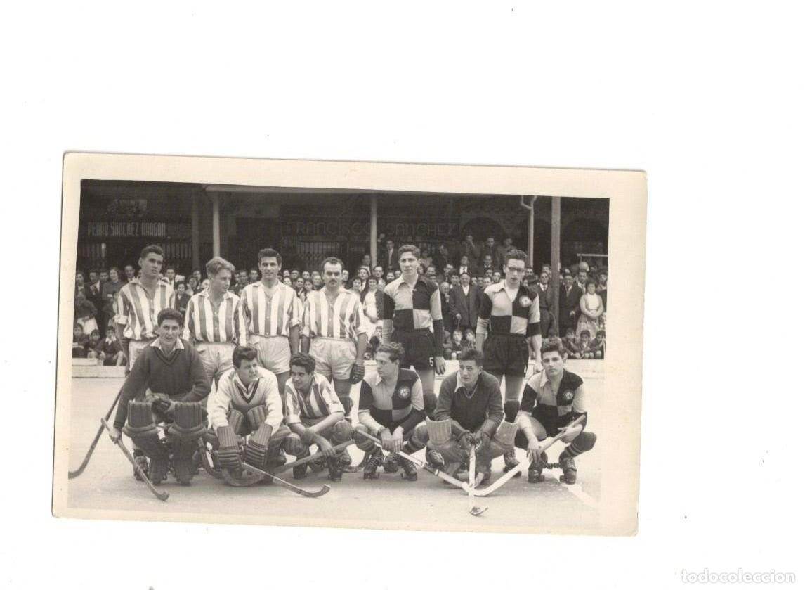 Postales: AGUILAR. PALENCIA. EQUIPO DE HOQUEI. FOT. QUILIFLOR