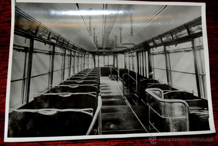 Postales: FOTOGRAFIA DEL INTERIOR DE UN AUTOBUS, MIDE 10,5 X 8 CMS. - Foto 1