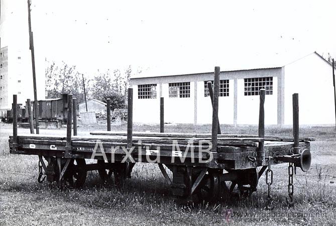 Postales: Tren dOlot. Vag&oacute; de c&agrave;rrega - Foto 1