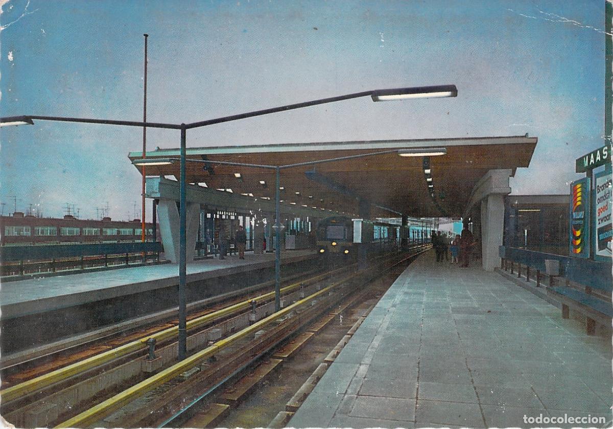 Postales: Postal Metro de Rotterdam Estaci&oacute;n Maashaven Holanda