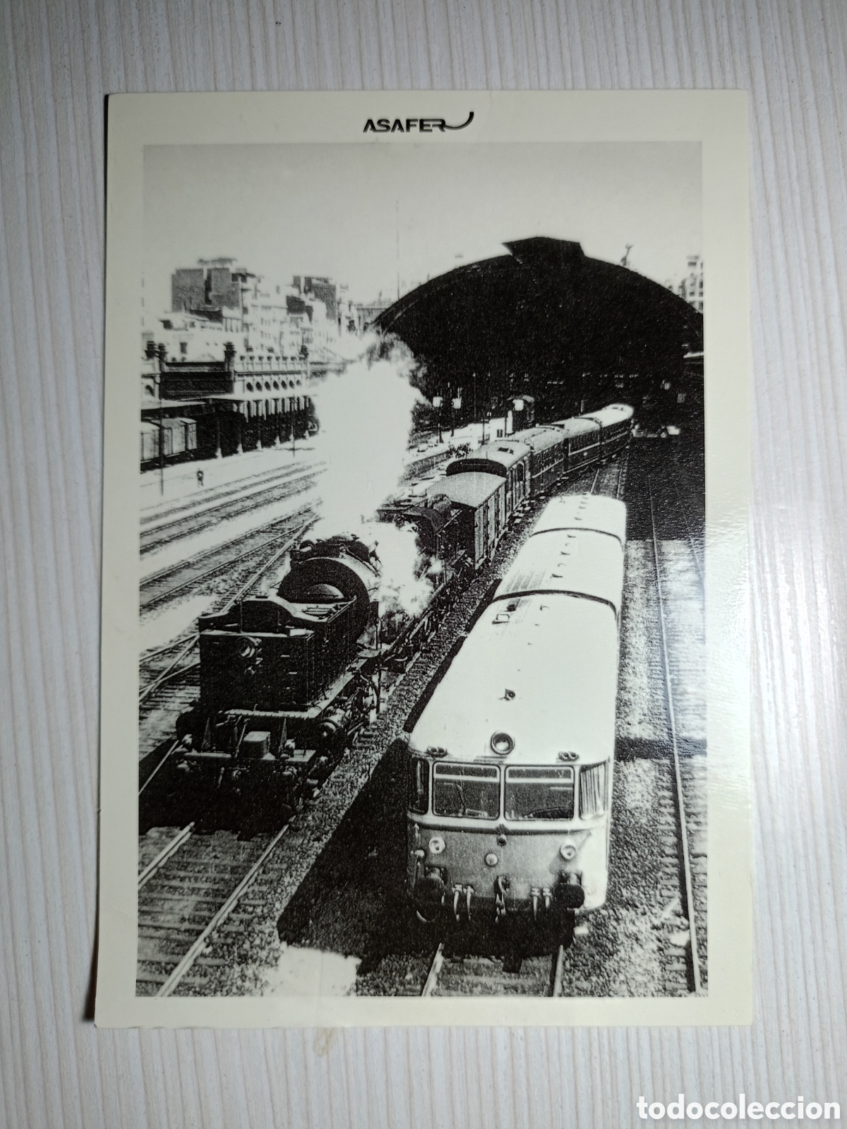 Postales: COLECCI&Oacute;N ASAFER N&ordm; 23 A la izquierda Locomotora Garratt 462F-0402 con tren r&aacute;pido Sevilla-Vale