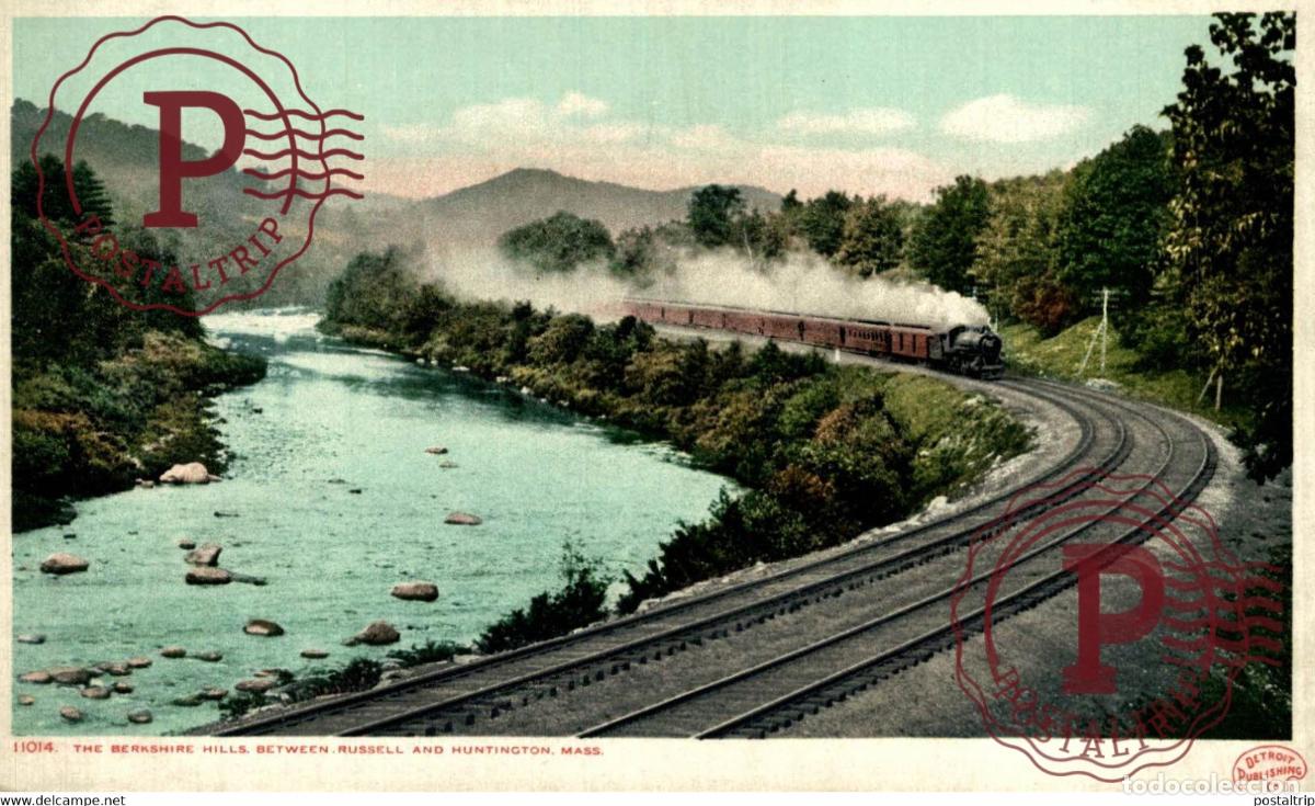 Postales: BETWEEN RUSSEL AND HUNTINGTON IN THE BERKSHIRES BERKSHIRE HILLS MASS RAILROAD RAILWAY CHEMIN DE