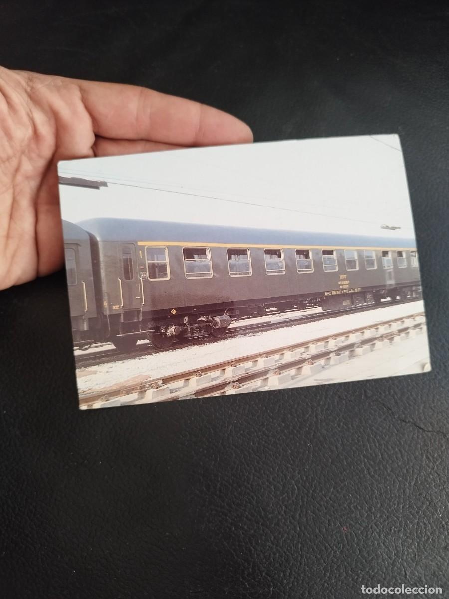 Postales: Tarjeta postal de vag&oacute;n, coche de viajeros de la Serie 8000 de RENFE Tren..