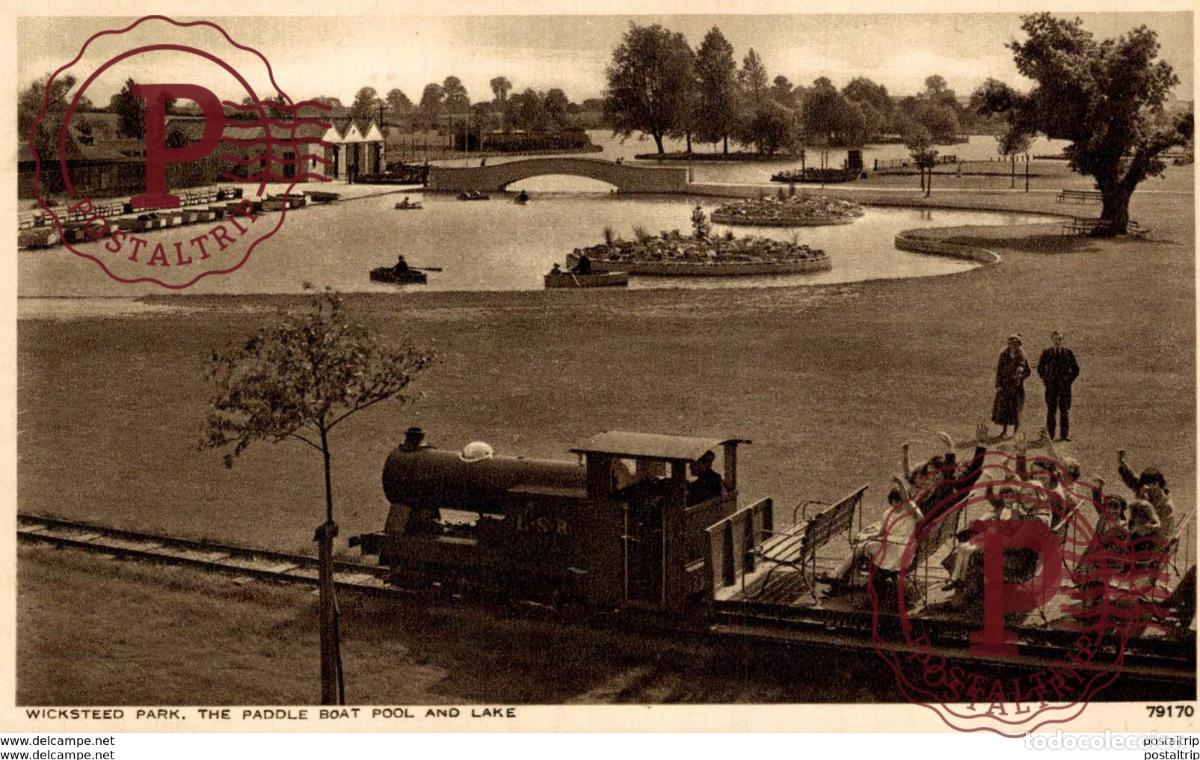 Postales: Wiicksteed Park. The Paddle boat pool and lake. Train, Tren.