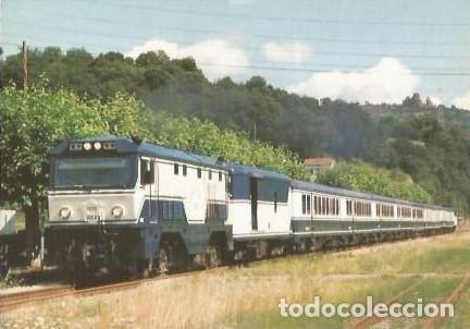 Postales: POSTAL A COLOR N&ordm; 657 TREN TURISTICO EL TRANSCANTABRICO ARRASTRADO POR LA DIESEL 1954 SANTA MARIA DE
