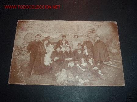 Postcards: TARJETA POSTAL FAMILIA MIMI FORTIN MAESTRA CUBANA