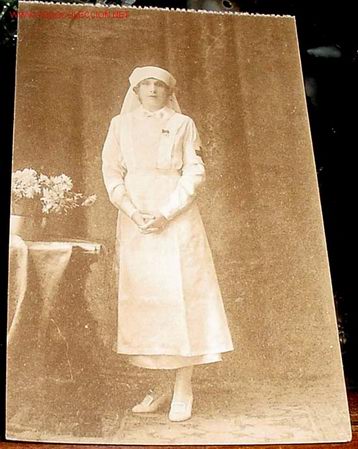 Postcards: ANTIGUA POSTAL ORIGINAL DE LA MONARQUIA ESPA&Ntilde;OLA - S.M. LA REINA VICTORIA EUGENIA CON EL UNIFORME DE