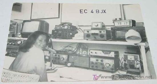 Postcards: ANTIGUA POSTAL RADIO QSL EMISORA EC 4 BJX - NO CIRCULADA - ESCRITA.