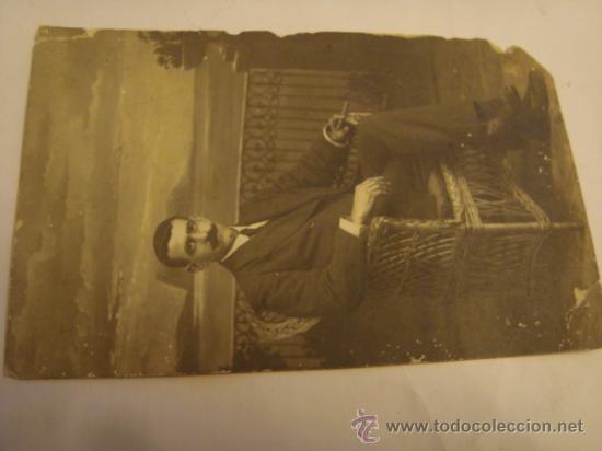 Cartes Postales: antigua carte postal, muy antigua, se&ntilde;or sentado