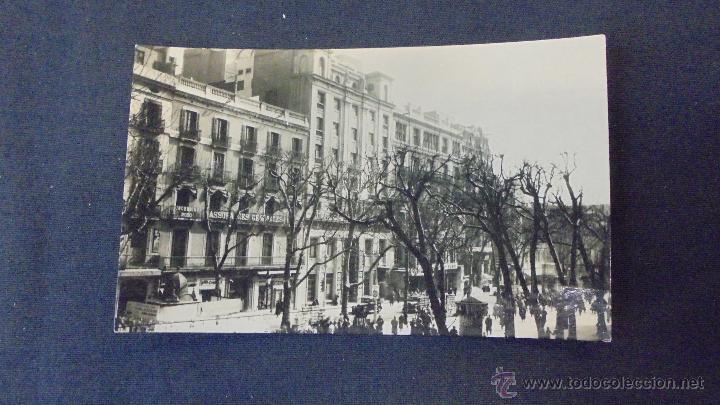 Postales: POSTAL: BARCELONA. LAS RAMBLAS CON EL HOTEL PRINCIPE  .SIN CIRCULAR. - Foto 1