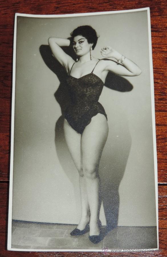 Postcards: FOTOGRAFIA EROTICA DE UNA MUJER, TAMA&Ntilde;O POSTAL.