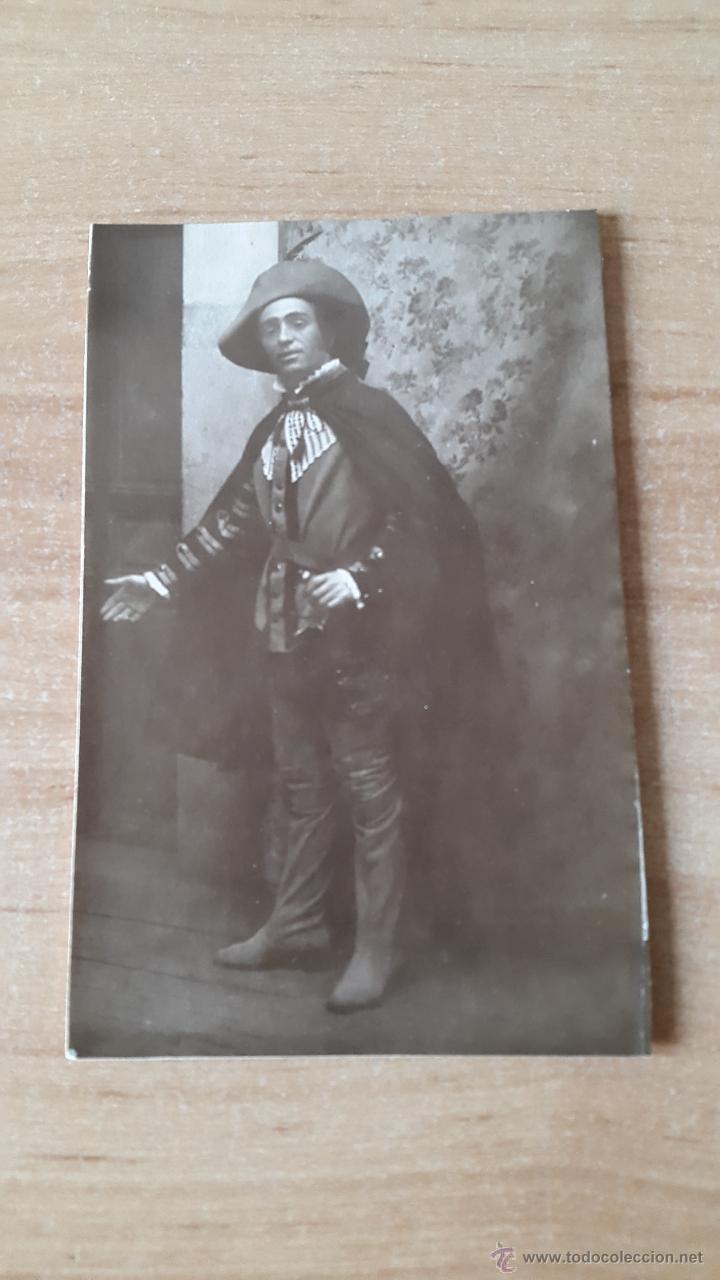 Postales: POSTAL HOMBRE CON TRAJE DE EPOCA - Foto 1