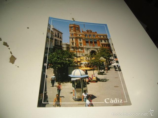 Postales: CAJA-6 POSTAL CADIZ PLAZA DE LAS FLORES Y EDIFICIO DE CORREOS 3 3 3 - Foto 1