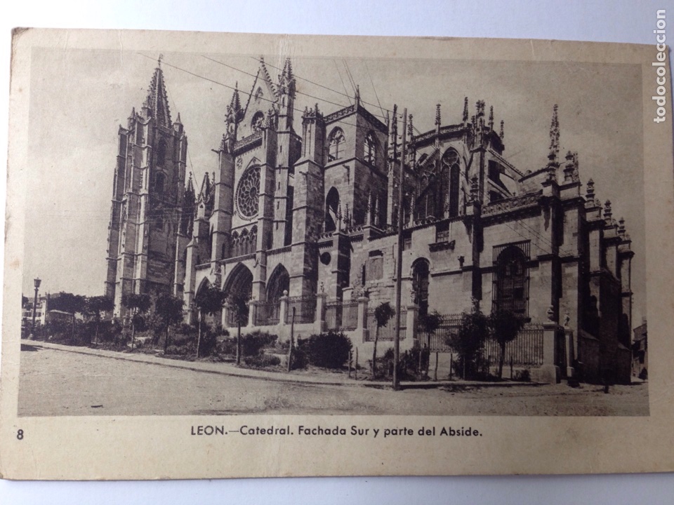 Postales: Le&oacute;n catedral fachada sur y parte de abside. Rara - Foto 1