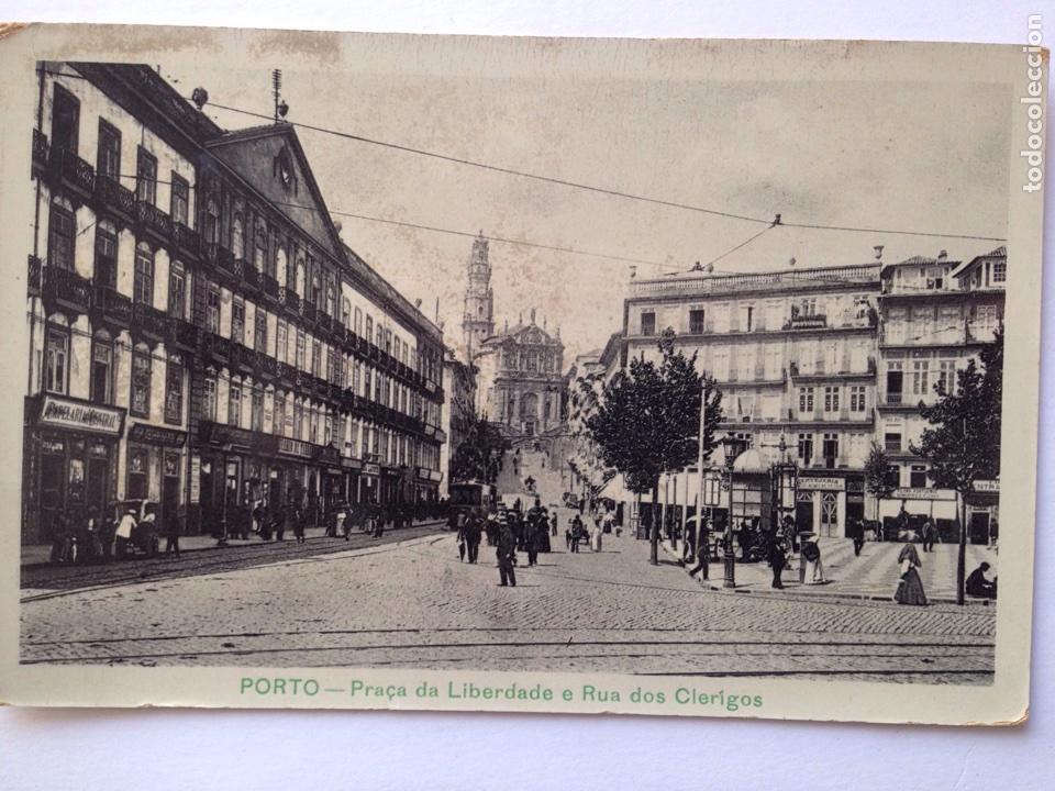 Postales: Oporto Pra&ccedil;a da liberdade e R&uacute;a dos cl&eacute;rigos - Foto 1