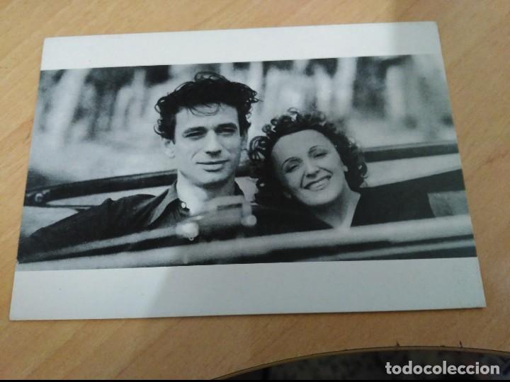 Postales: postal yves montand y edith piaf.1989 - Foto 1