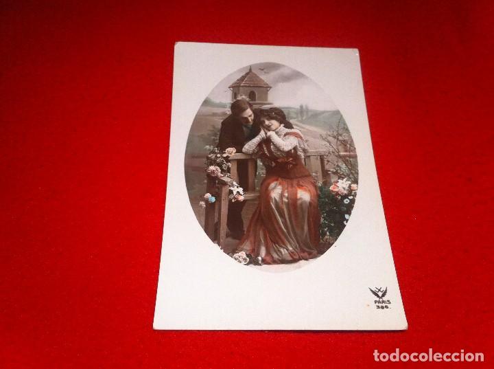 Cartes Postales: POSTAL (PAREJA.) ESCRITA.  PARIS