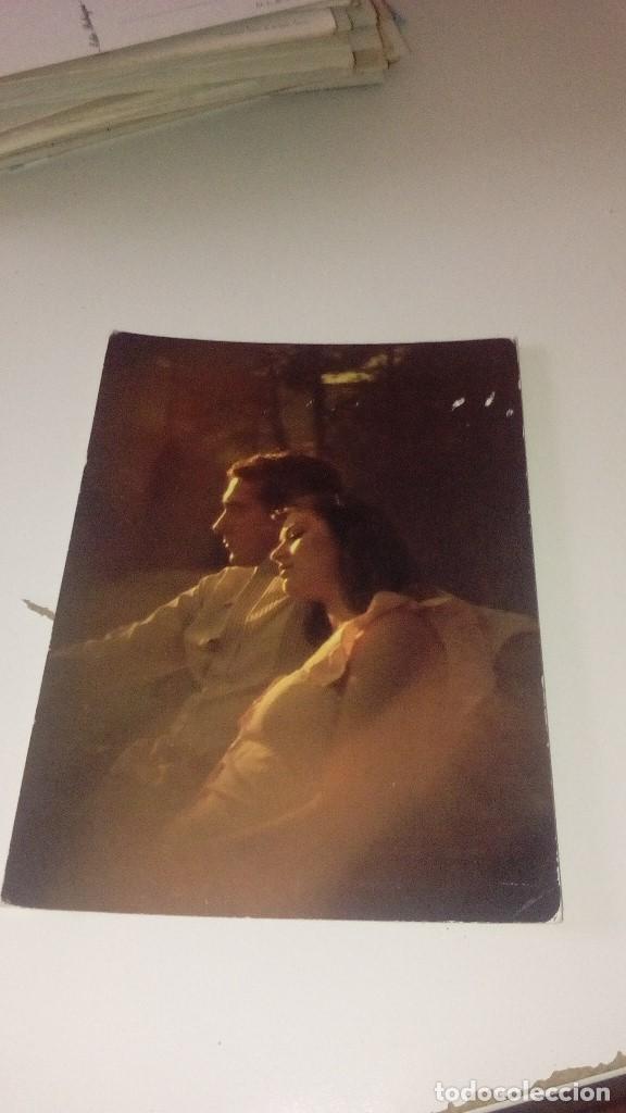 Cartes Postales: C-270318 POSTAL ESCRITA POR DETRAS PAREJA