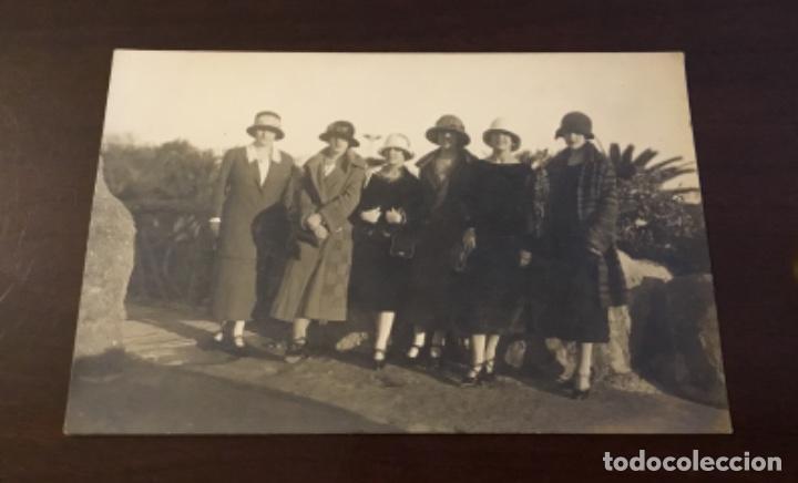 Postales: Antigua postal mujeres - Foto 1